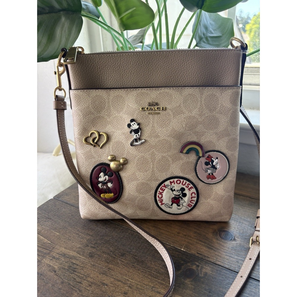 Disney X Coach Kitt Messenger Crossbody Bag Signature Canvas LE C6119, Preowned